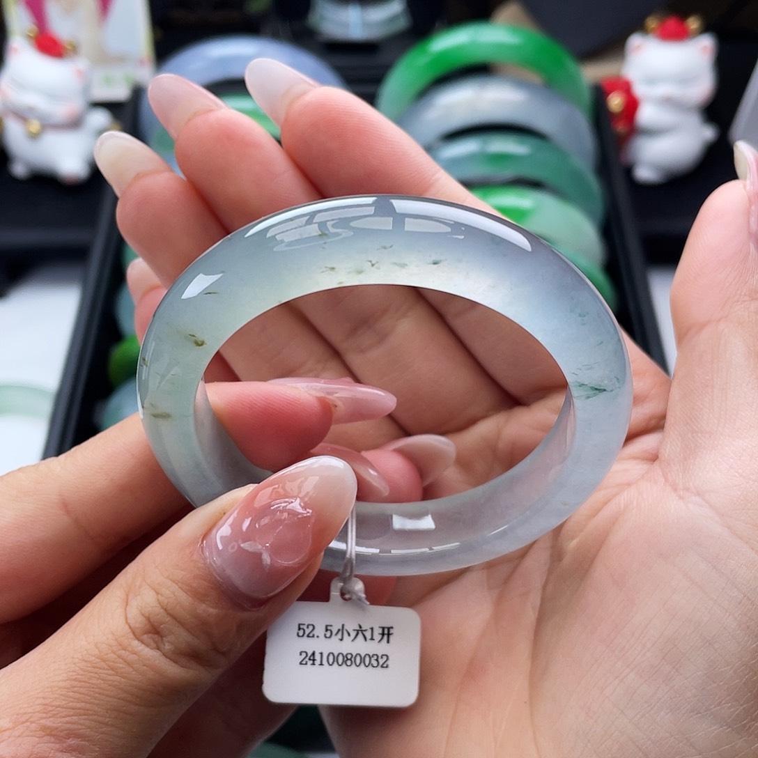 翡翠手镯未镶嵌52-53高冰蓝的洒金飘花、截图询价