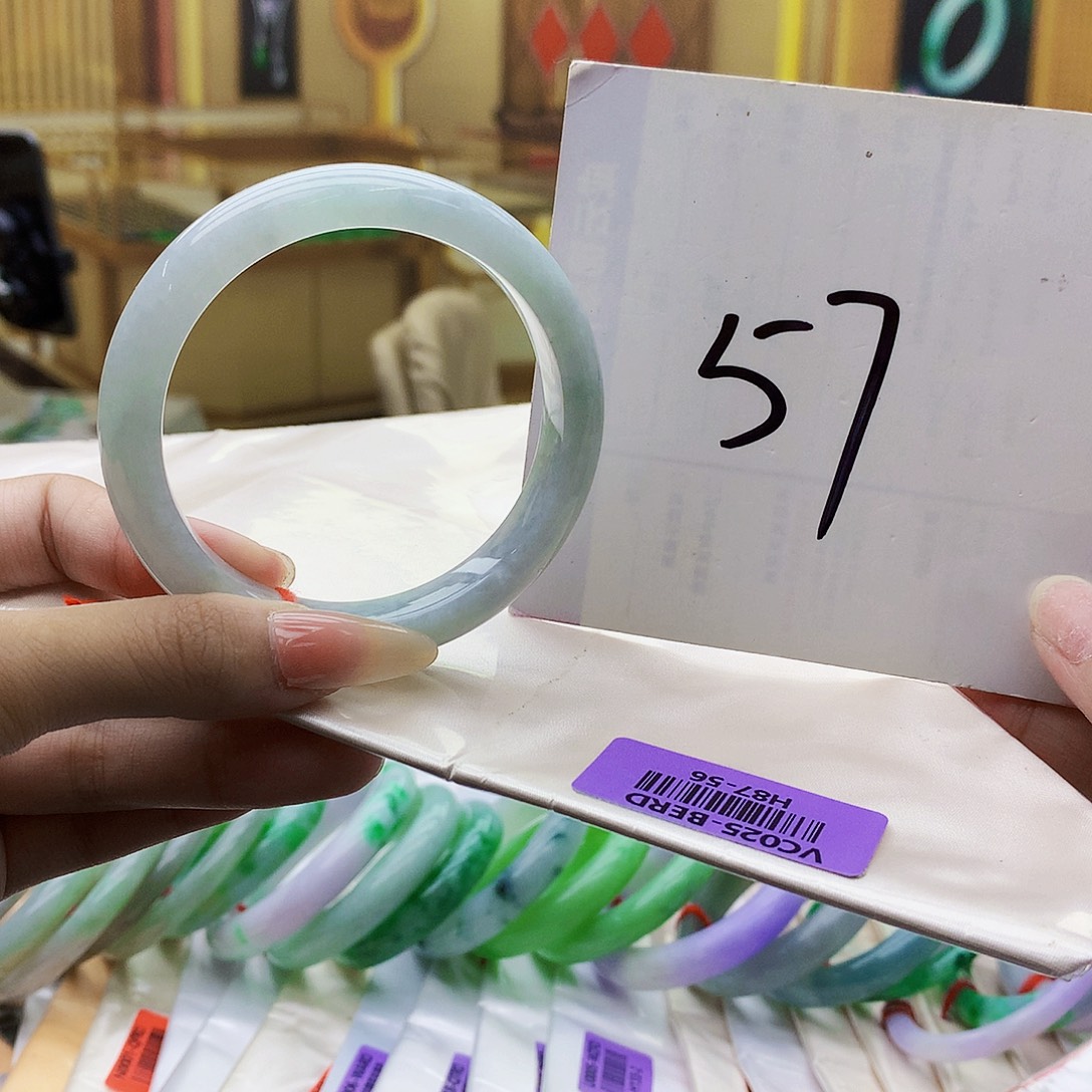 翡翠未镶嵌手镯bn