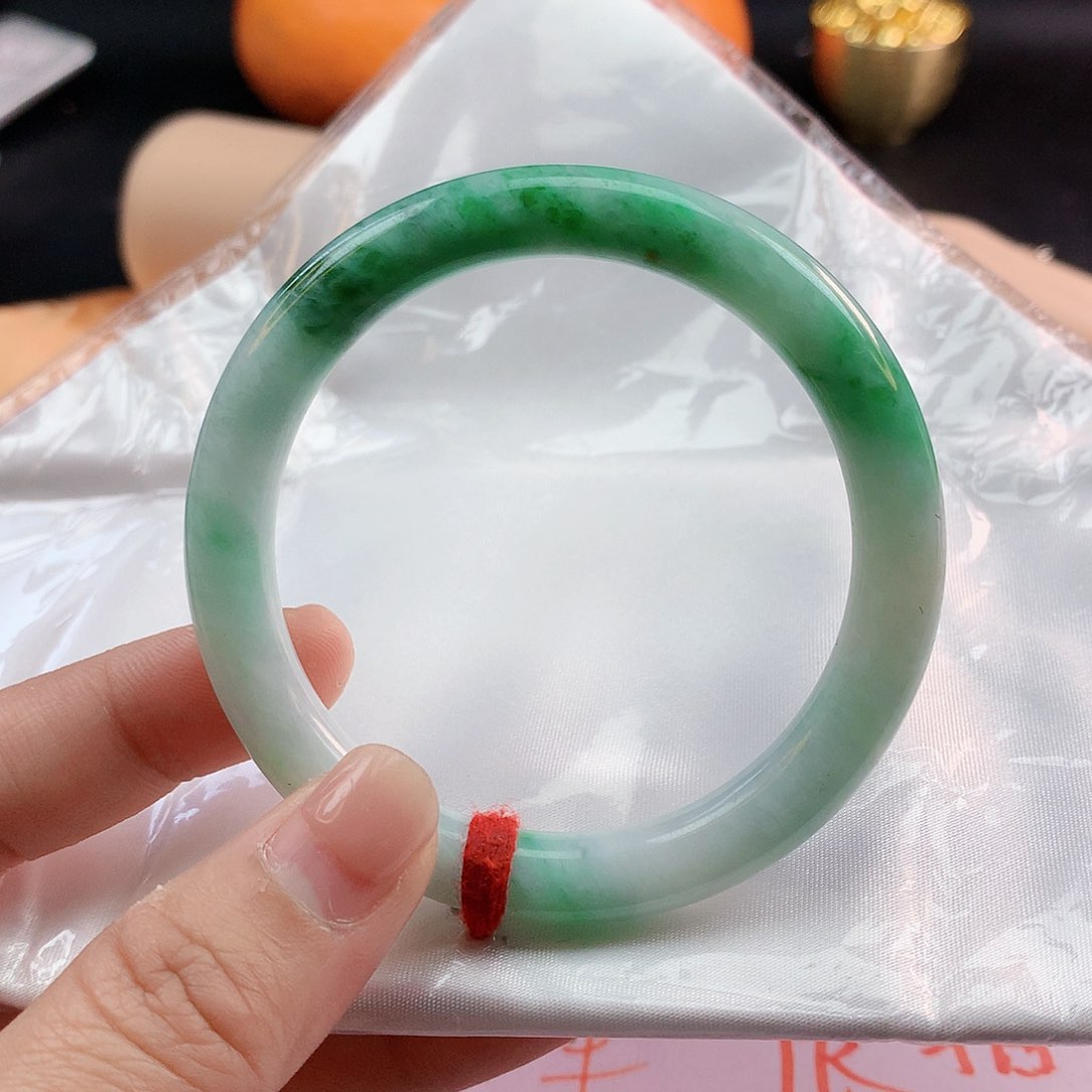 翡翠手镯未镶嵌54圈圆2120