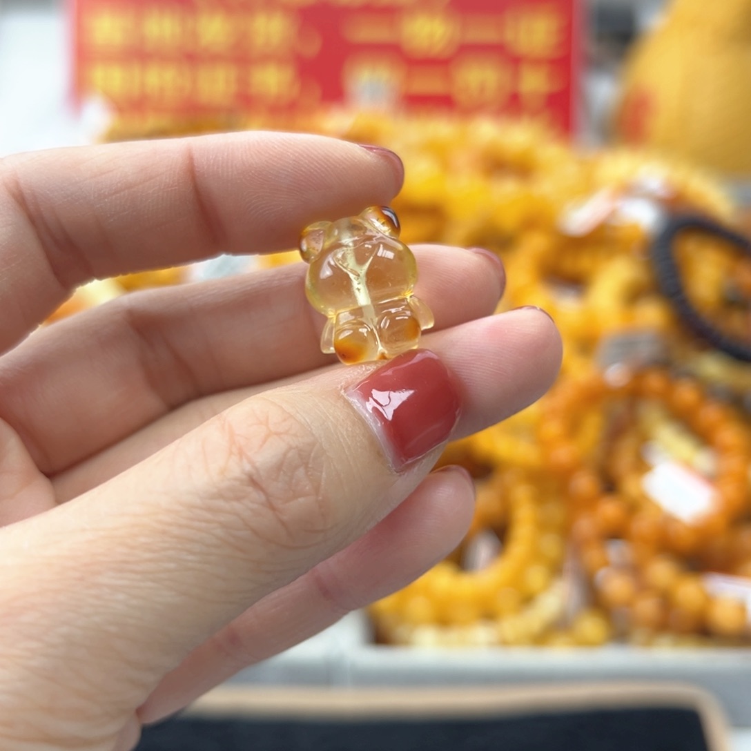 琥珀珠宝奇石未镶嵌