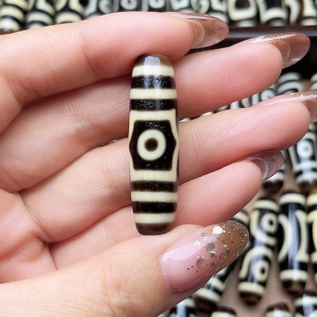 酒***波玛瑙/玉髓未镶嵌吊坠(不含链)