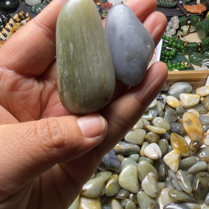 和田玉未镶嵌珠宝半成品