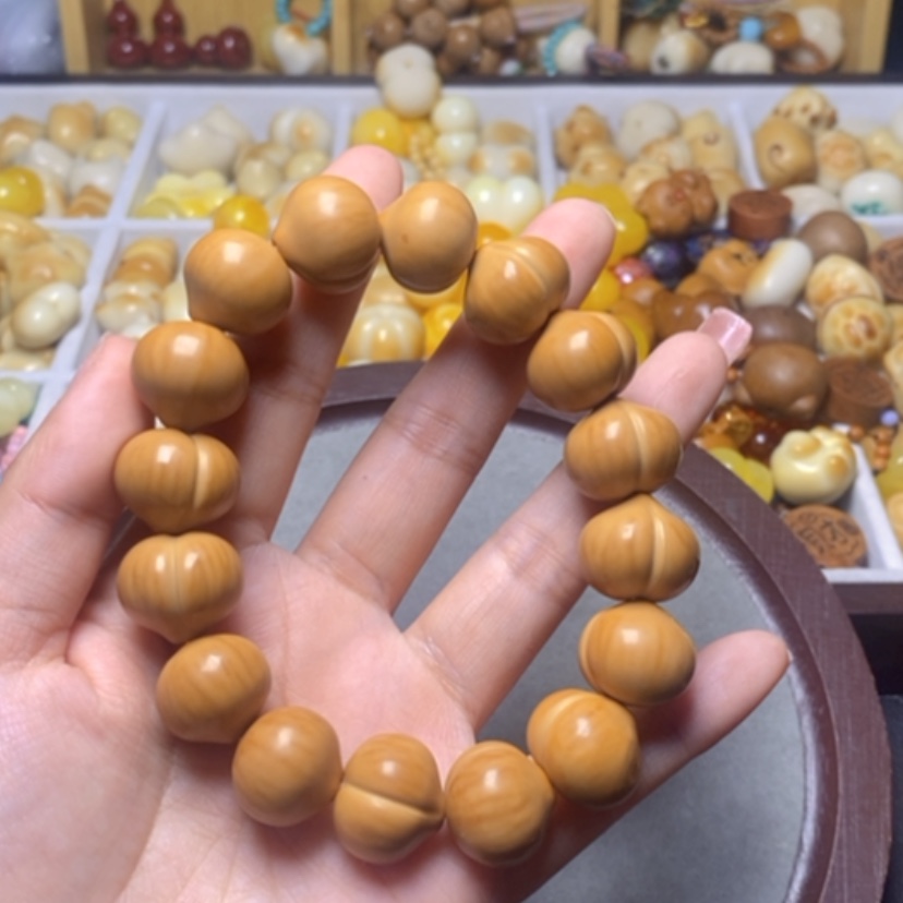 【闪购商品】吊坠猴头核桃爱*屁桃18