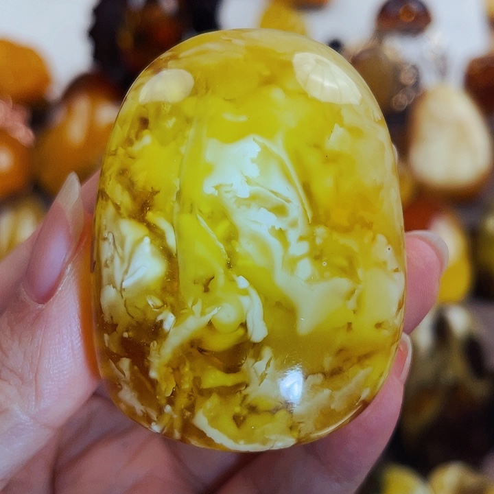 琥珀颈饰未镶嵌吊坠