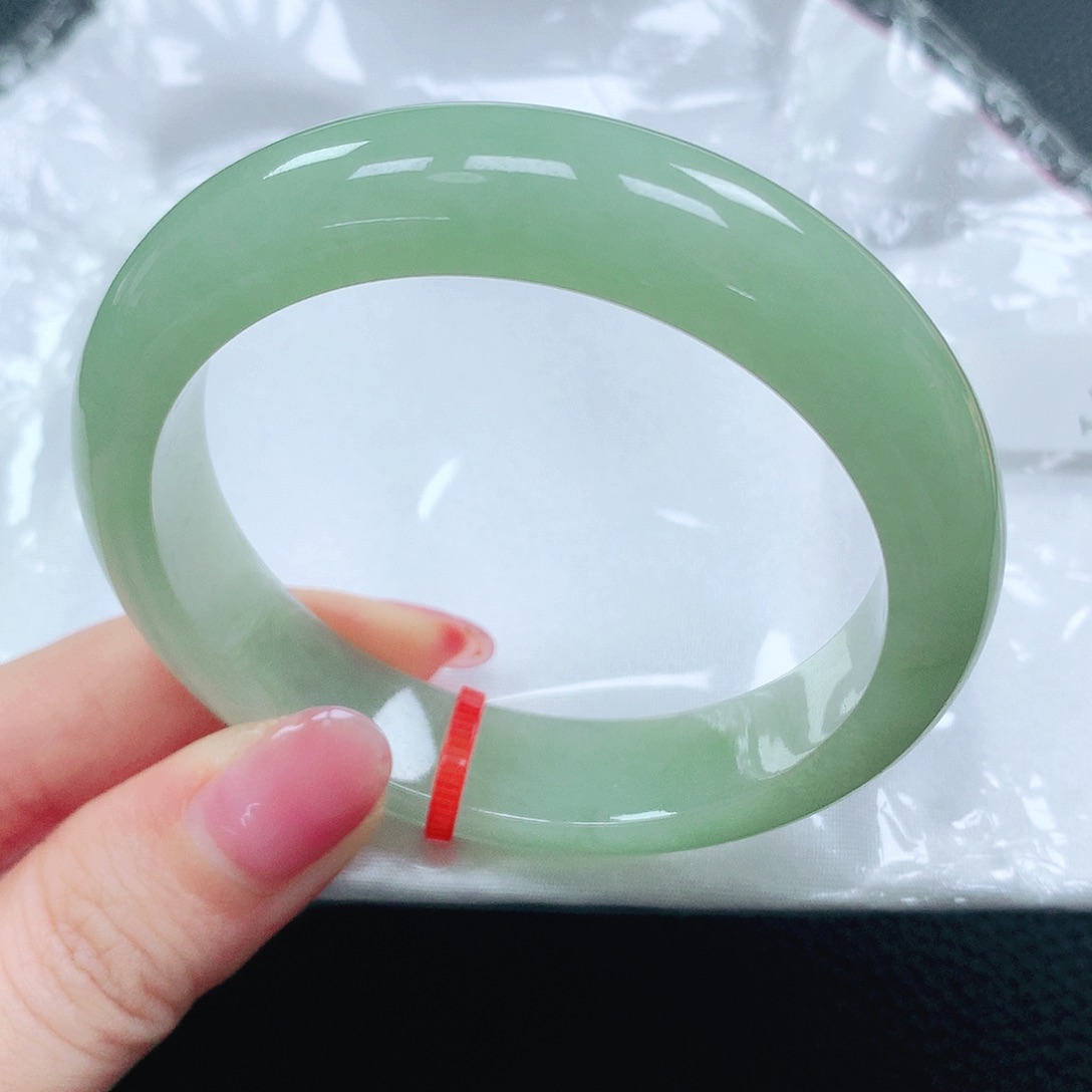 翡翠未镶嵌手镯53圈