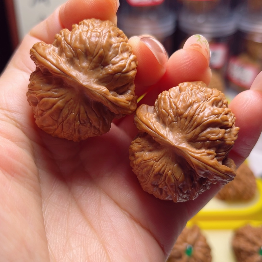 文玩核桃吊坠37尺全品野狼