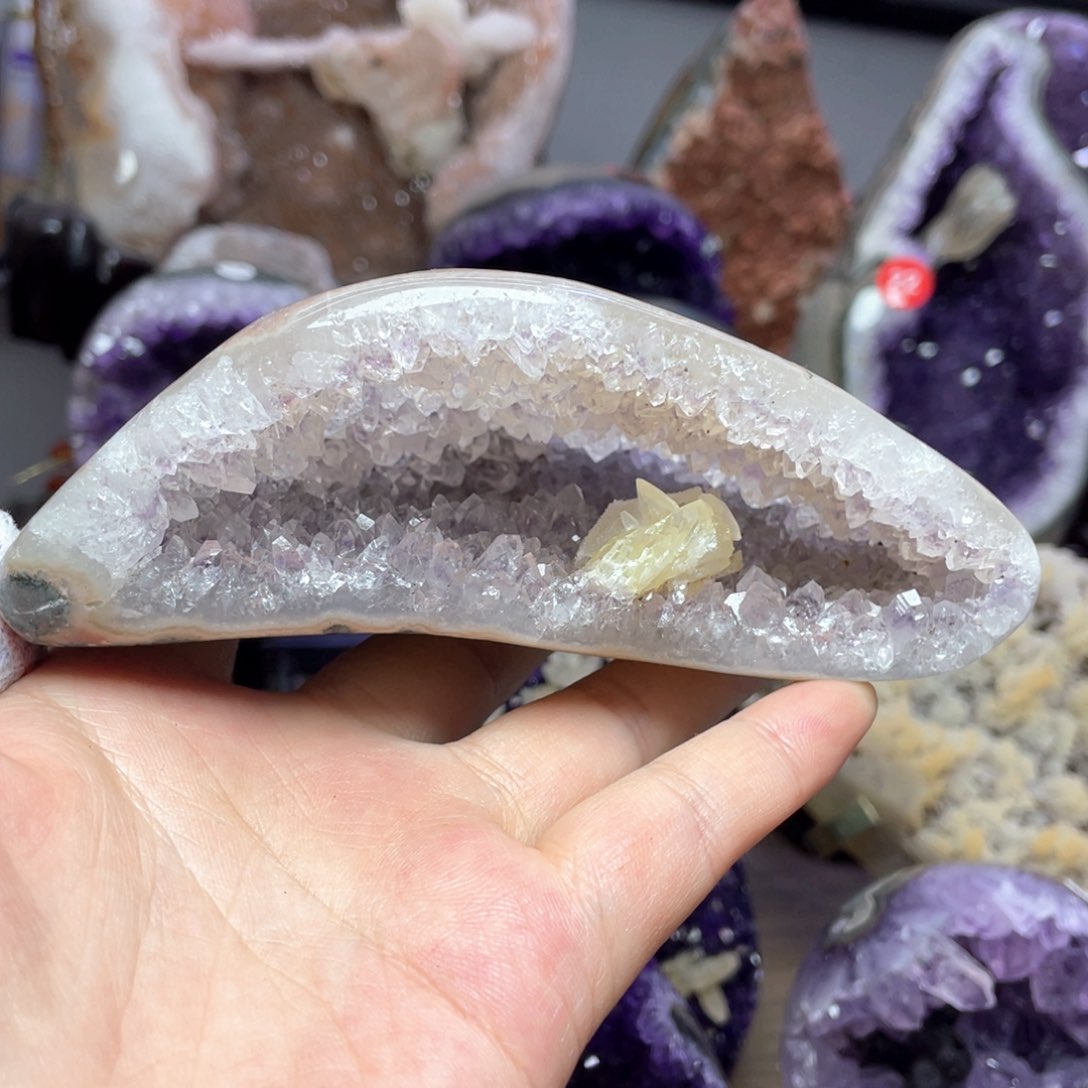 摆件未镶嵌水晶捡漏