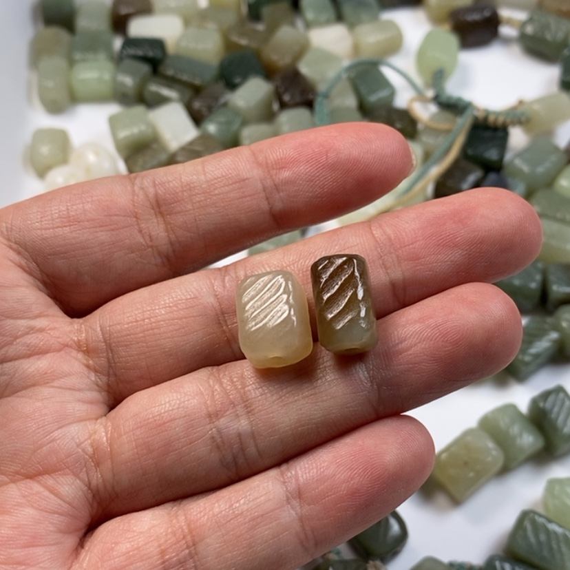 【闪购商品】和田玉挂件未镶嵌哇*