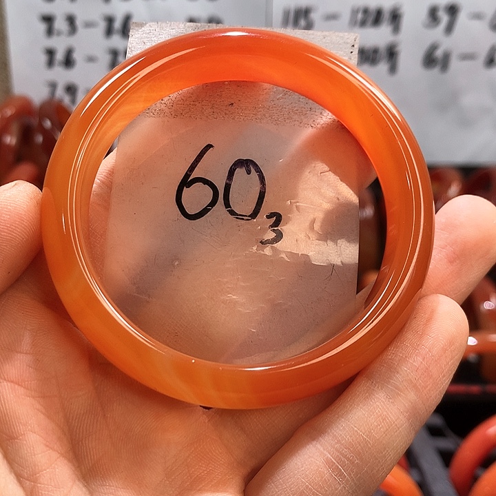 玛瑙/玉髓手镯未镶嵌