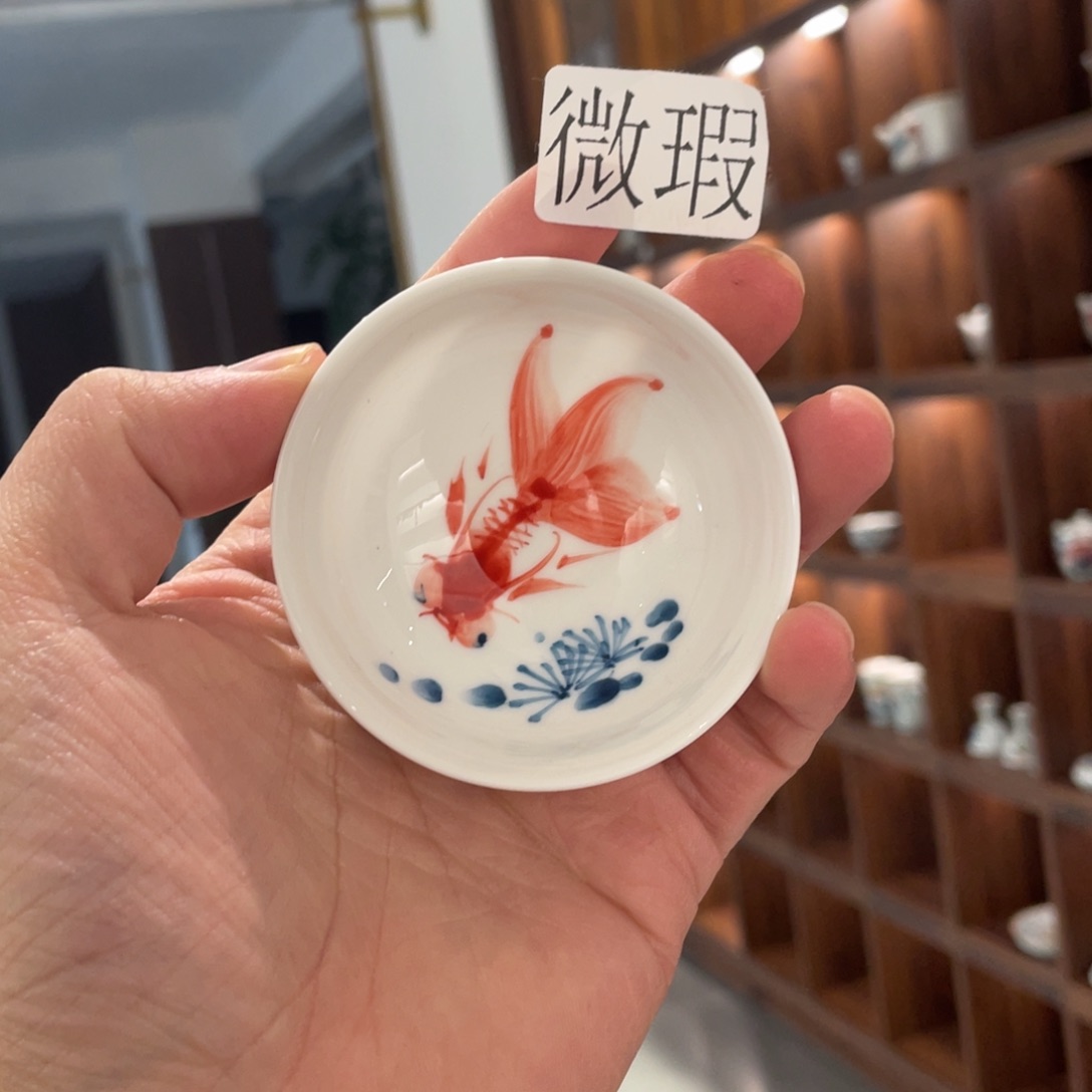 釉下手绘茶具微瑕