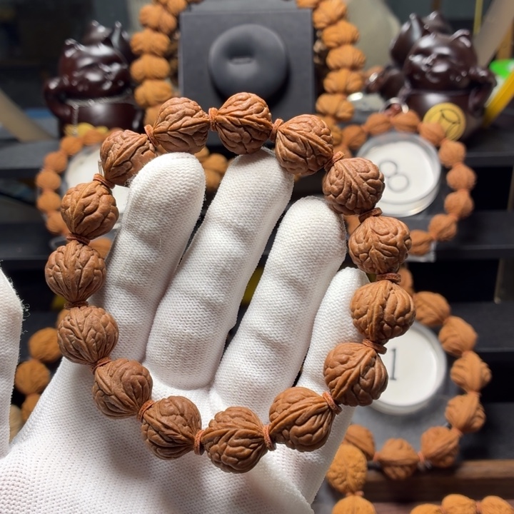 桃核手串野生红魔爆肚手串 16+