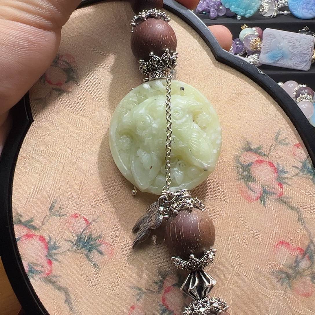 手链未镶嵌水晶水晶手链