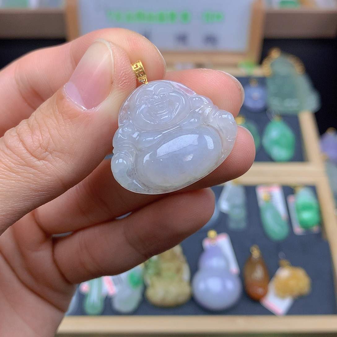 翡翠颈饰18K金镶嵌翡翠