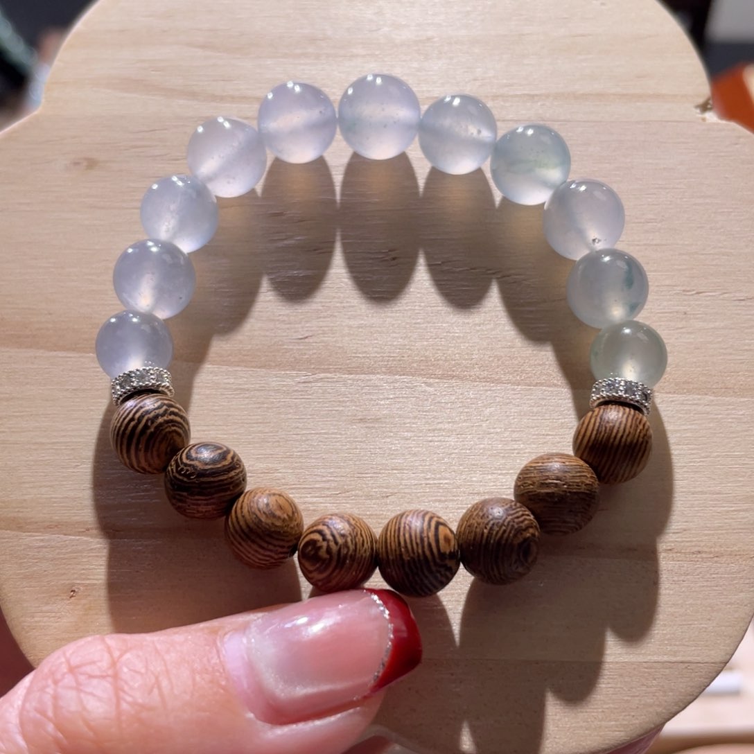 翡翠散珠天然缅a半串冰珠