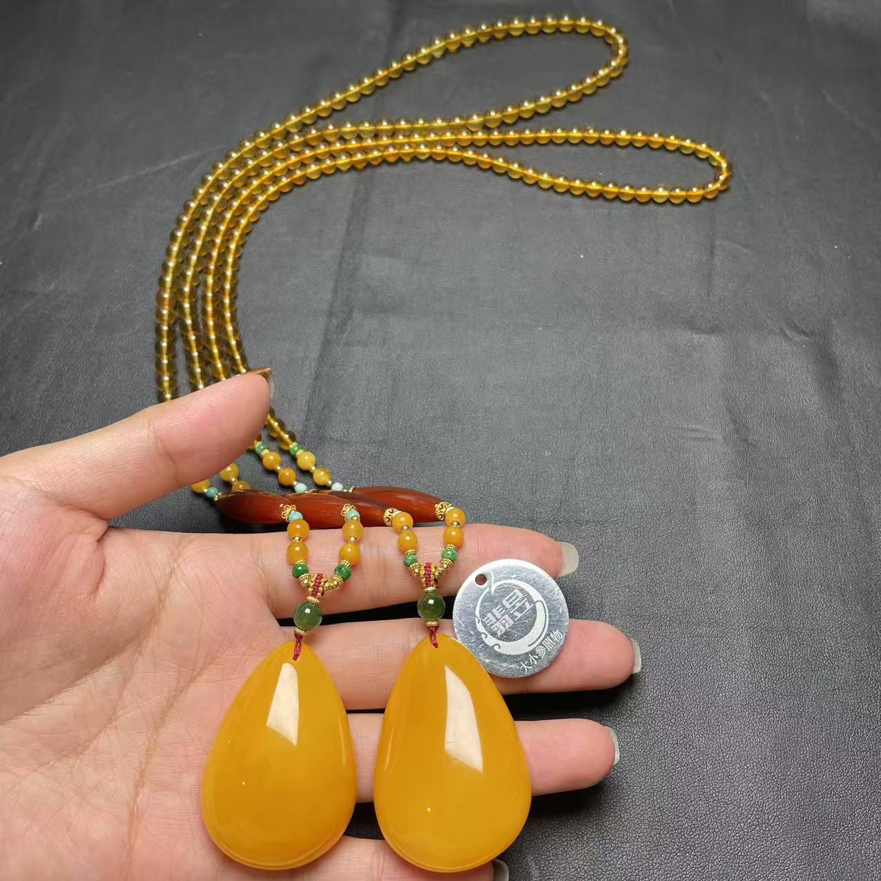 翡昱-SH29-64020-蜜蜡珠链吊坠颈饰-多样性发其一