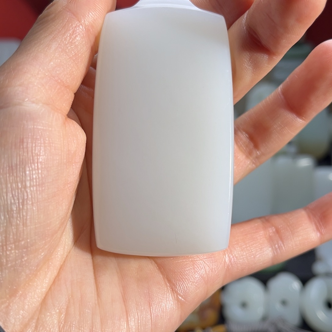 和田玉吊坠(赠链)未镶嵌绍****u