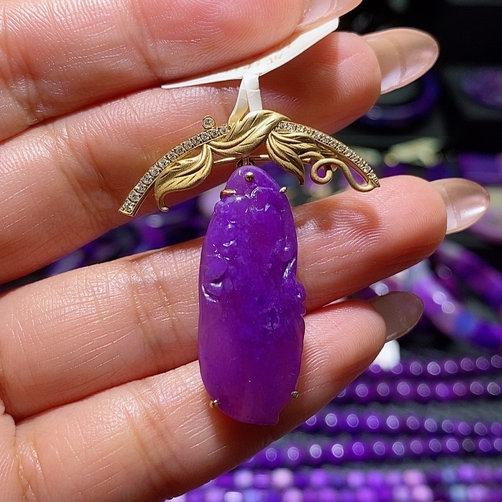 苏纪石（舒俱来）吊坠18K金镶嵌