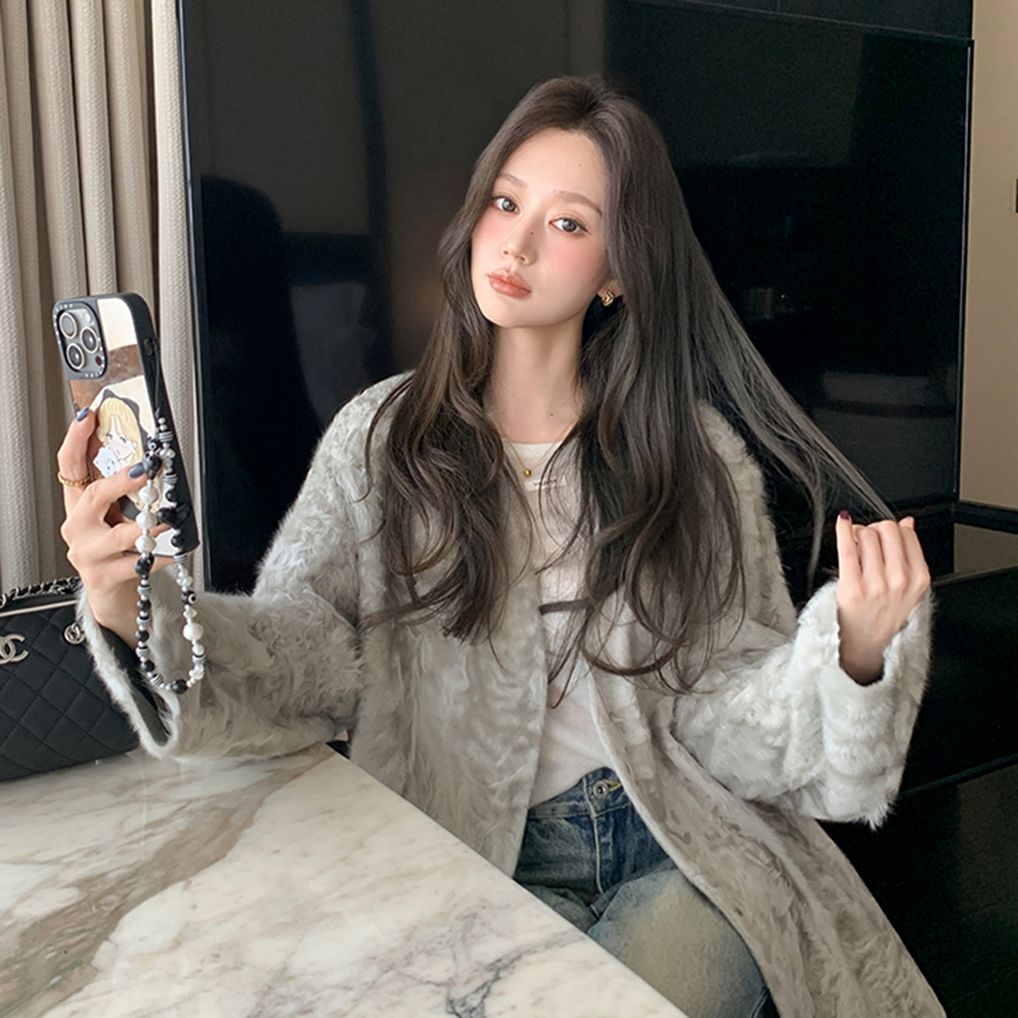 2025新款小湖羊皮毛一体皮草外套女双面穿v领中长款轻薄柔软