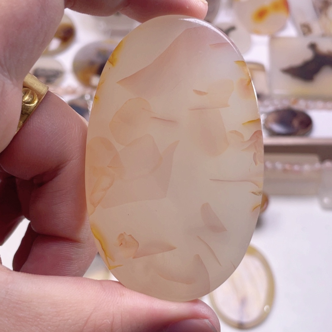 玛瑙/玉髓颈饰未镶嵌