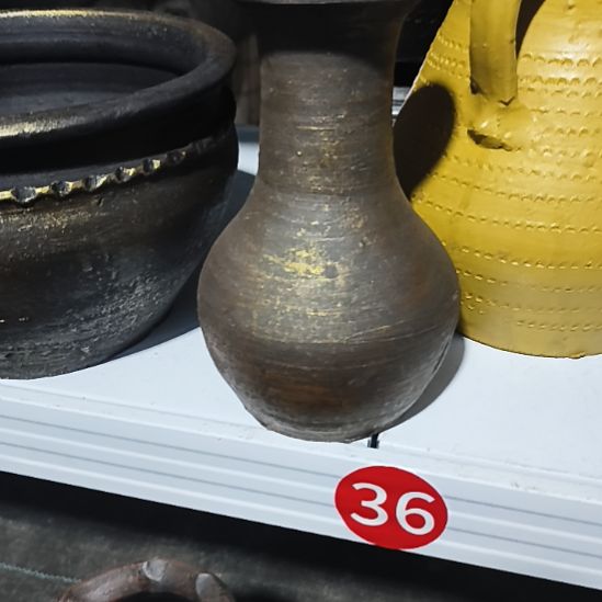 古铜色净瓶口径9高度19默认无孔（需要打孔自行备注）