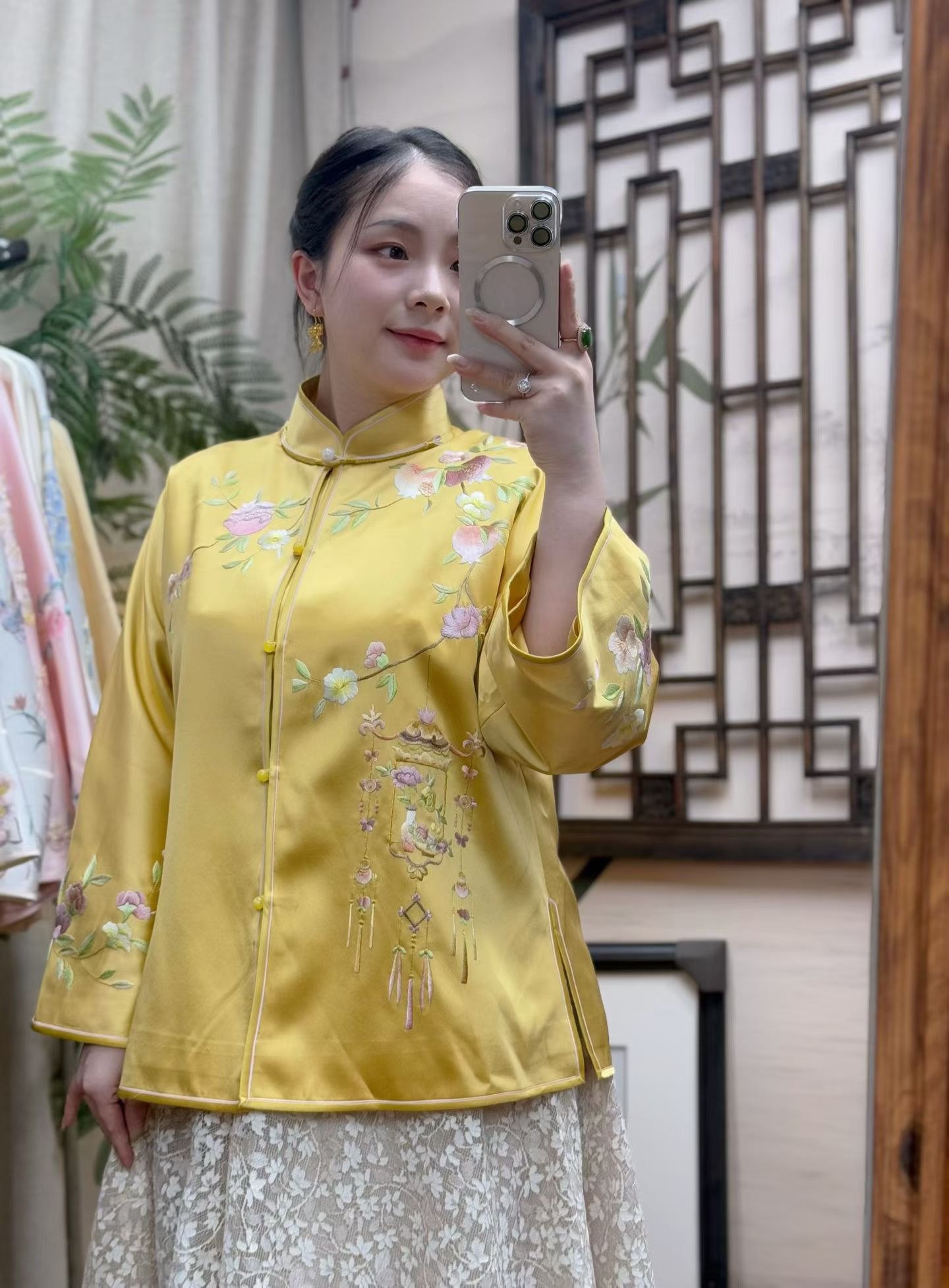  【阅聆 · 蔓灯结福】桑蚕丝手工苏绣国风新中式古典太太服