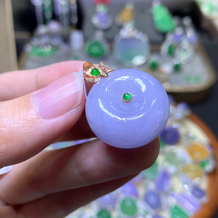 【闪购商品】翡翠颈饰18K金镶嵌翡翠吊坠项链