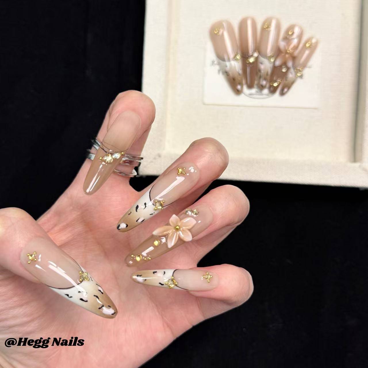 【豹纹蔷薇】气质感焦糖色渐变豹纹法式晕染雕花手工穿戴甲