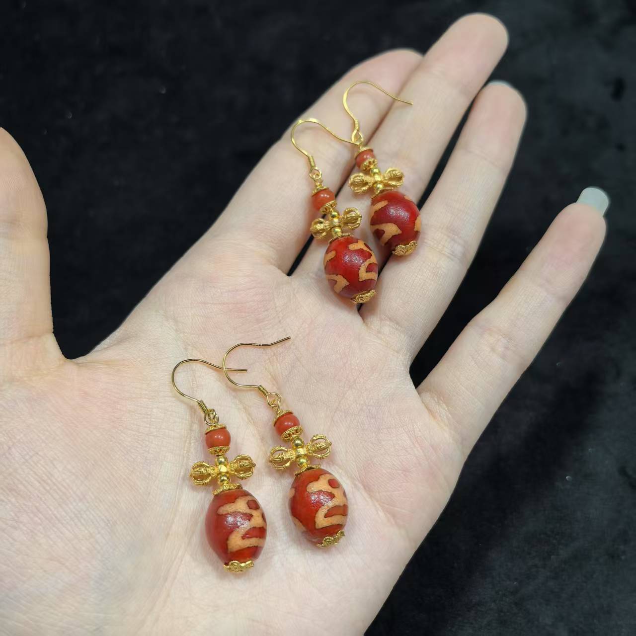 【曹美丽精选】 H93330-玛瑙diy耳钩（财主）-多样性发其一-10*12mm