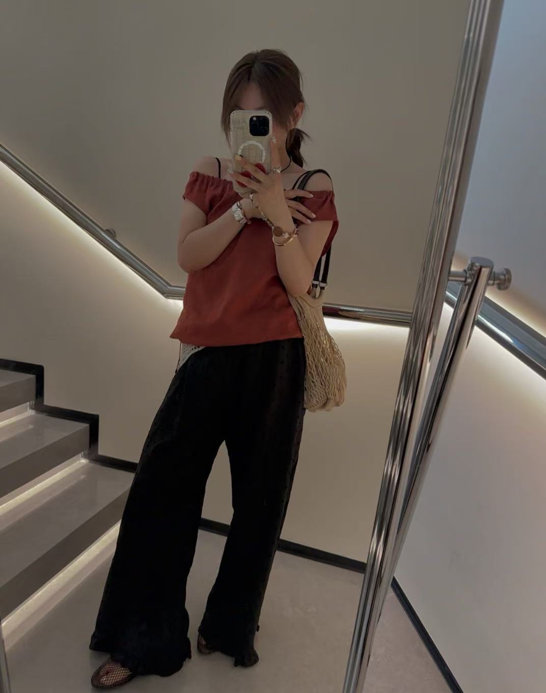 东大门HE宽松精美坎袖背心上衣NO退285