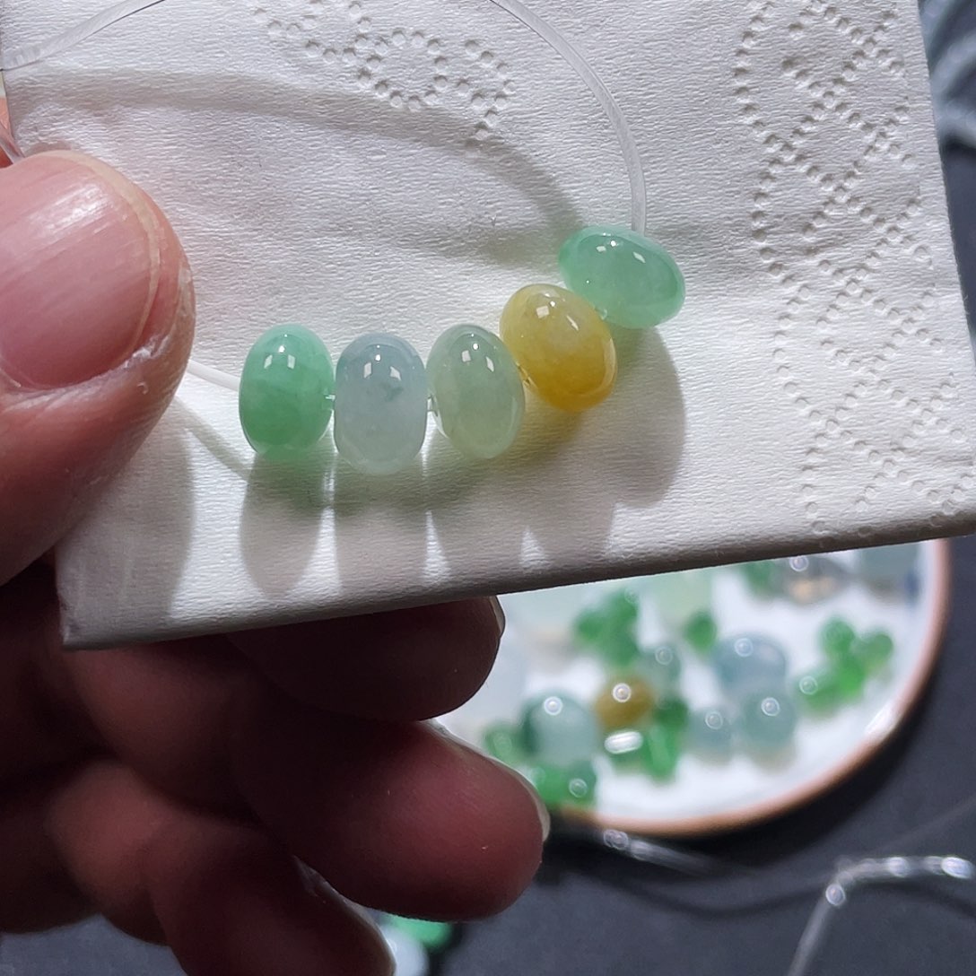 定制翡翠未镶嵌卡9