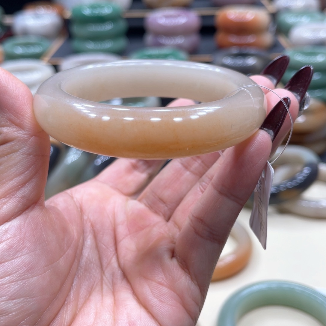 石英质玉手镯合金