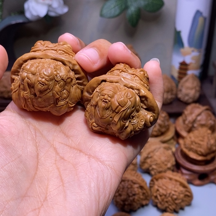 【闪购商品】核桃手串/手链炽**雀龙蟾人物