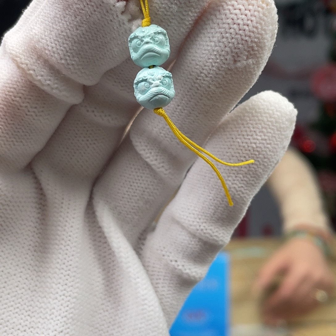 绿松石未镶嵌挂件