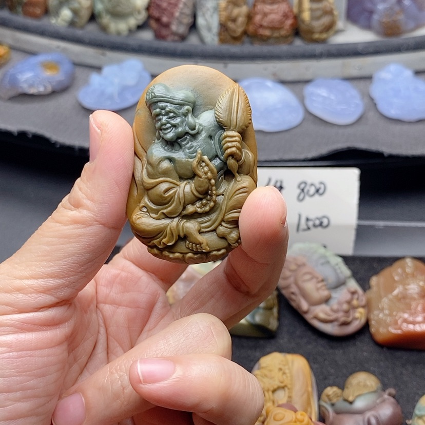【闪购商品】定制石英质玉吊坠未镶嵌