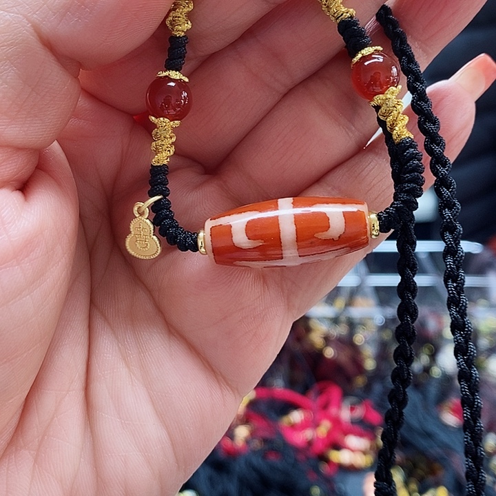 玛瑙/玉髓颈饰合金