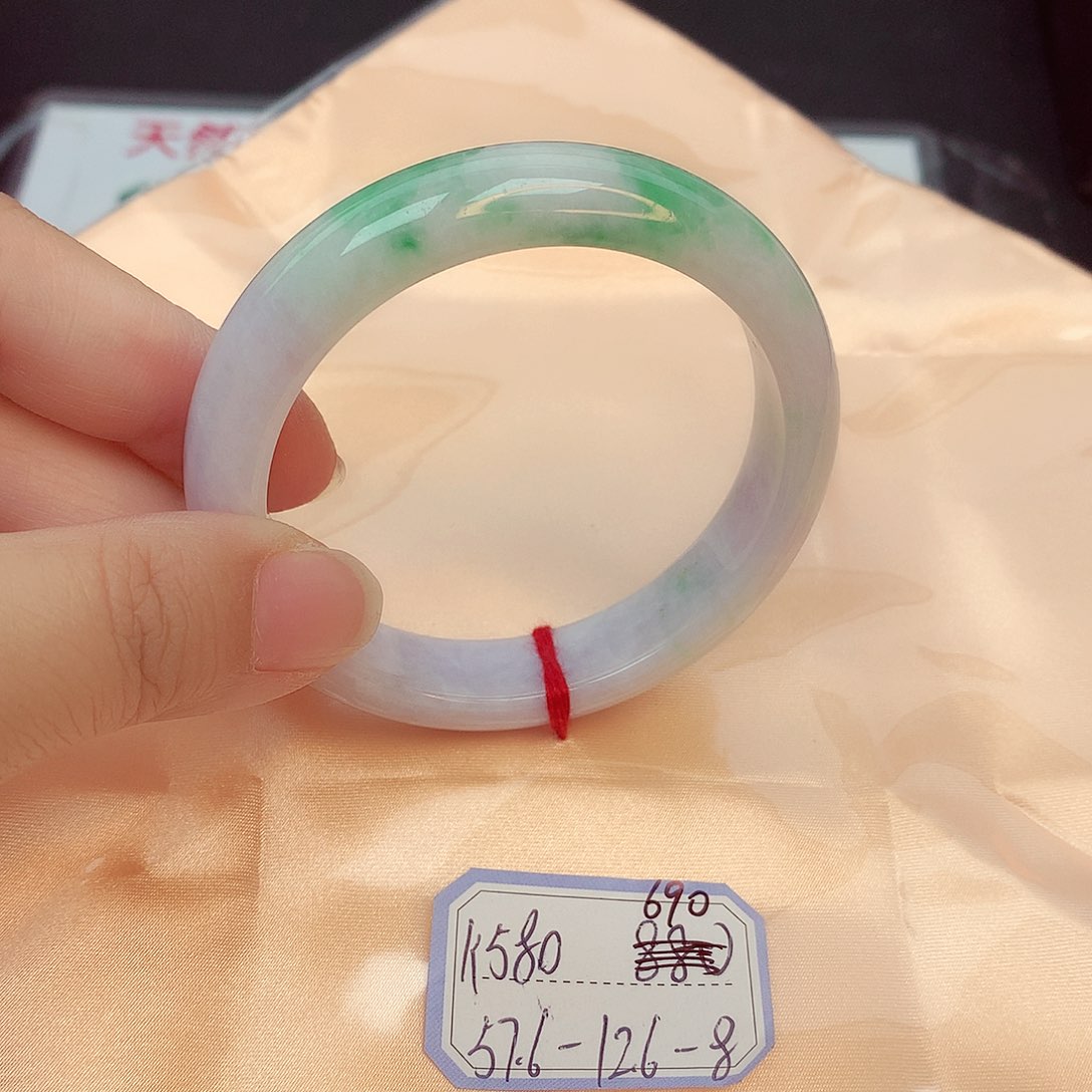 翡翠手镯未镶嵌缅甸翡翠