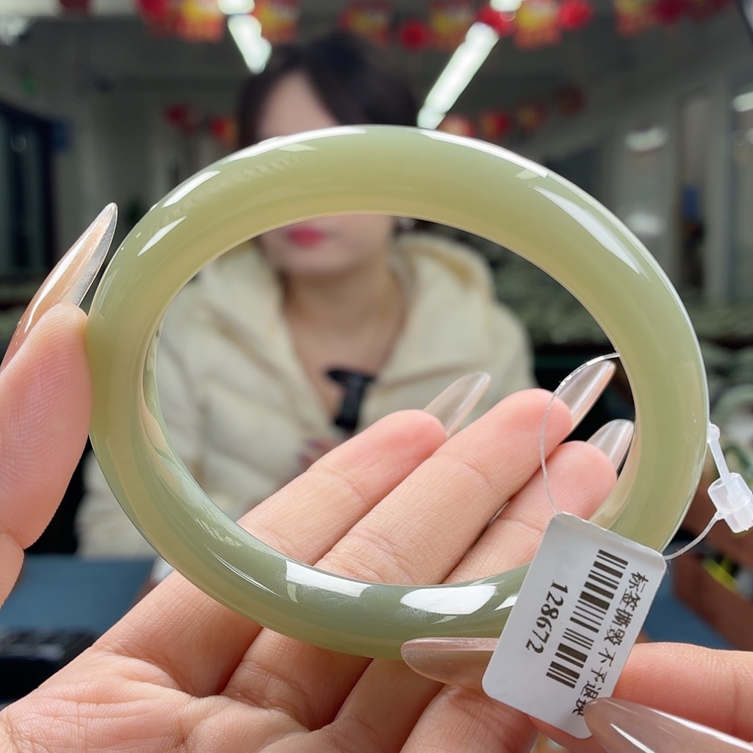 和田玉未镶嵌手镯6162