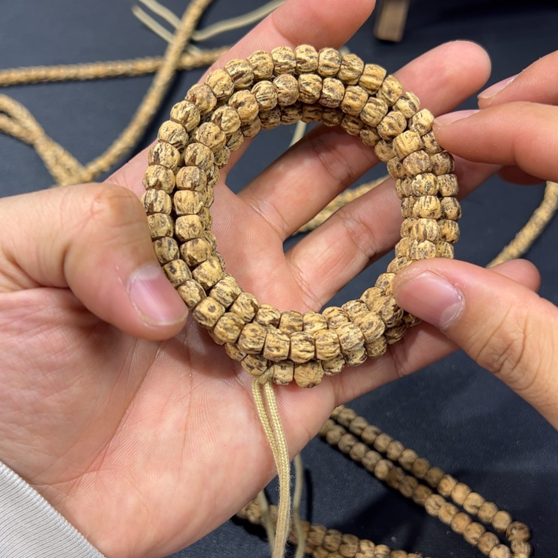 柏香籽/百香籽吊坠B71