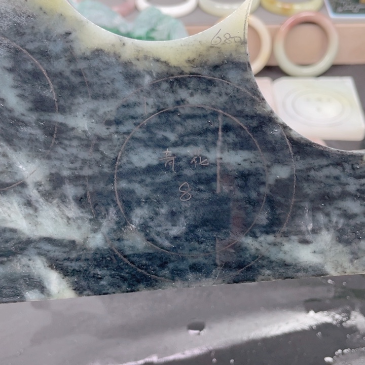 和田玉未镶嵌手镯定制