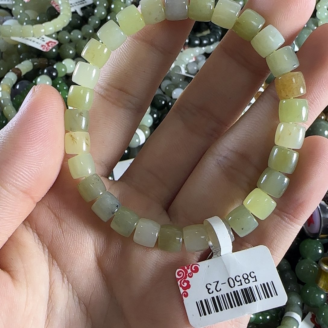 和田玉手链未镶嵌50