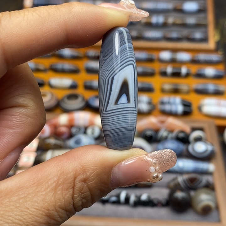 玛瑙/玉髓颈饰未镶嵌晶*缘