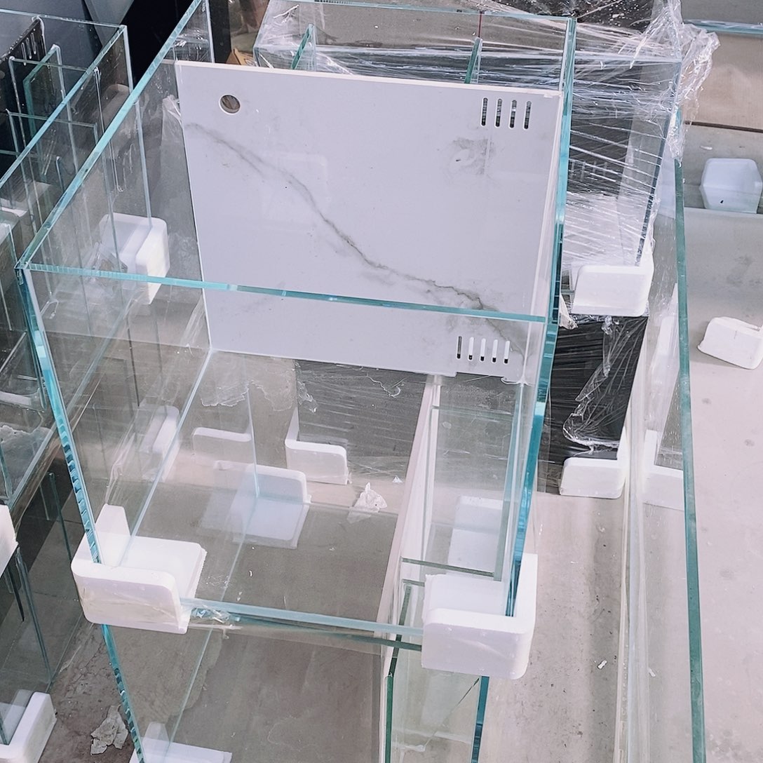 玻璃心**念504040测滤白色岩板