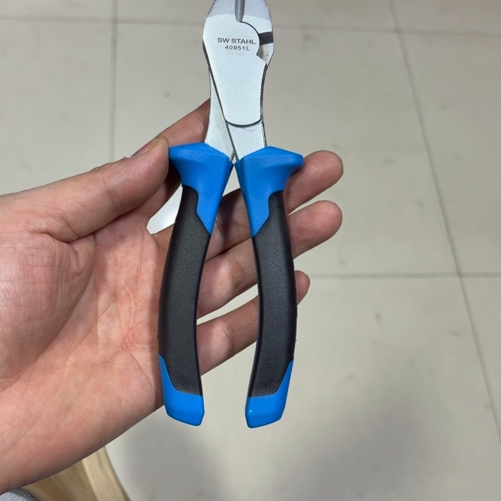 王***闪购五金配件实拍