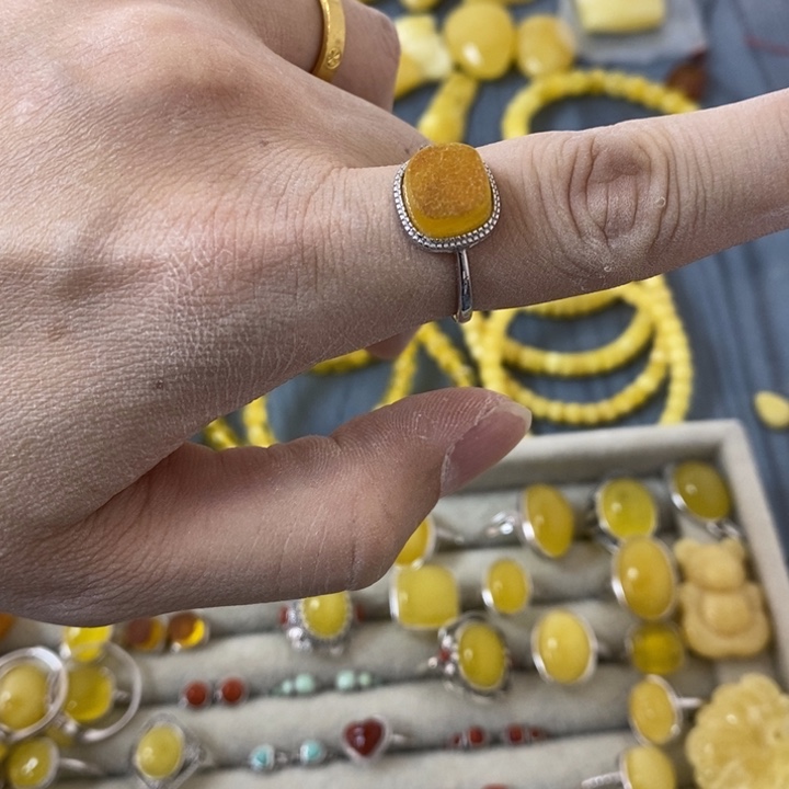 蜜蜡裸石银S925镶嵌戒指