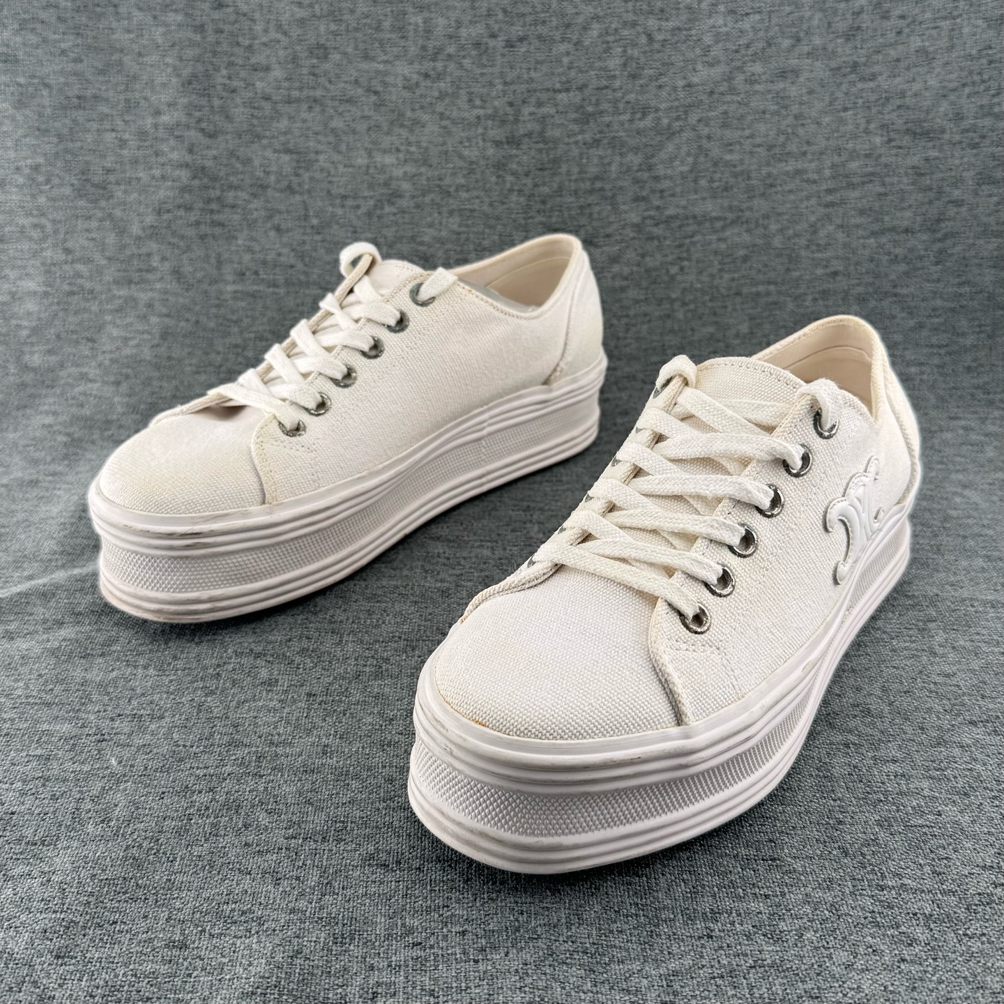 95新 Celine/思琳 CELINE/赛琳 35码 帆布皮革低帮板鞋 D6347