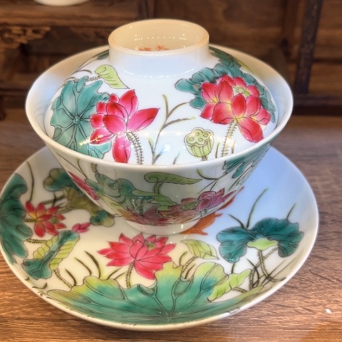 手绘茶杯盖碗壶承陶瓷