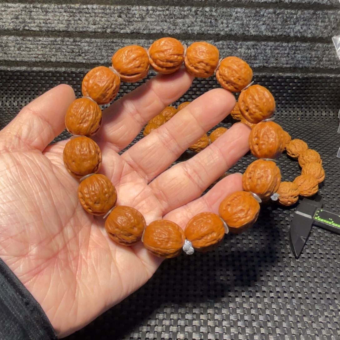 文玩核桃手串土豪元宝18