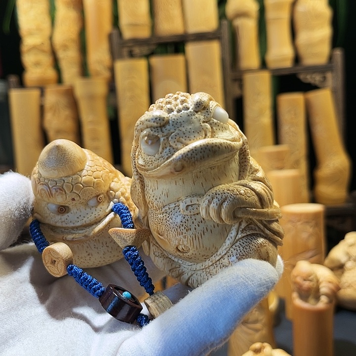 闪****?独角兽金蝉和招财文太金蝉