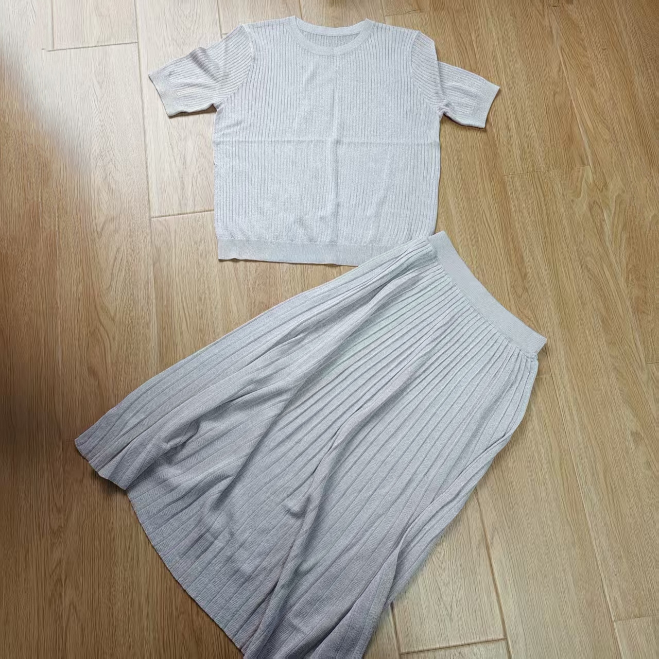 【南油玲姐】杏色上衣+半裙套装MY1071