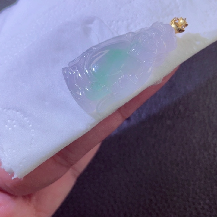 翡翠18K金镶嵌颈饰翡翠